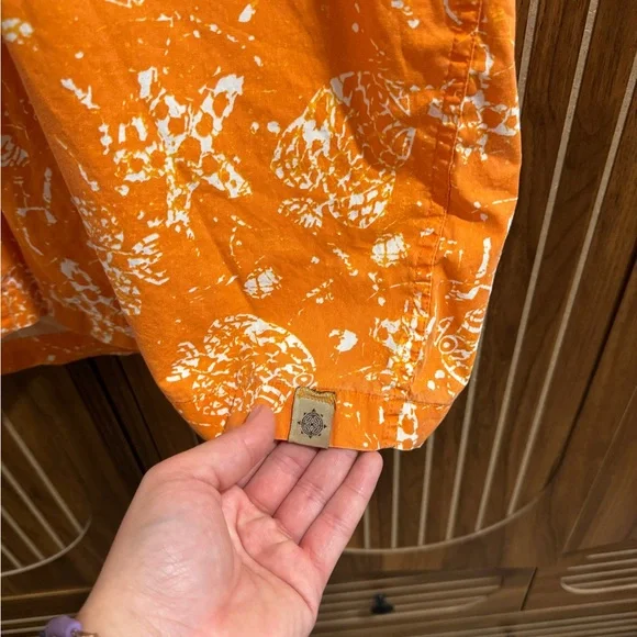 Ruff Hewn Orange and White Casual Hawaiian Button Down Shirt - Picture 4 of 6